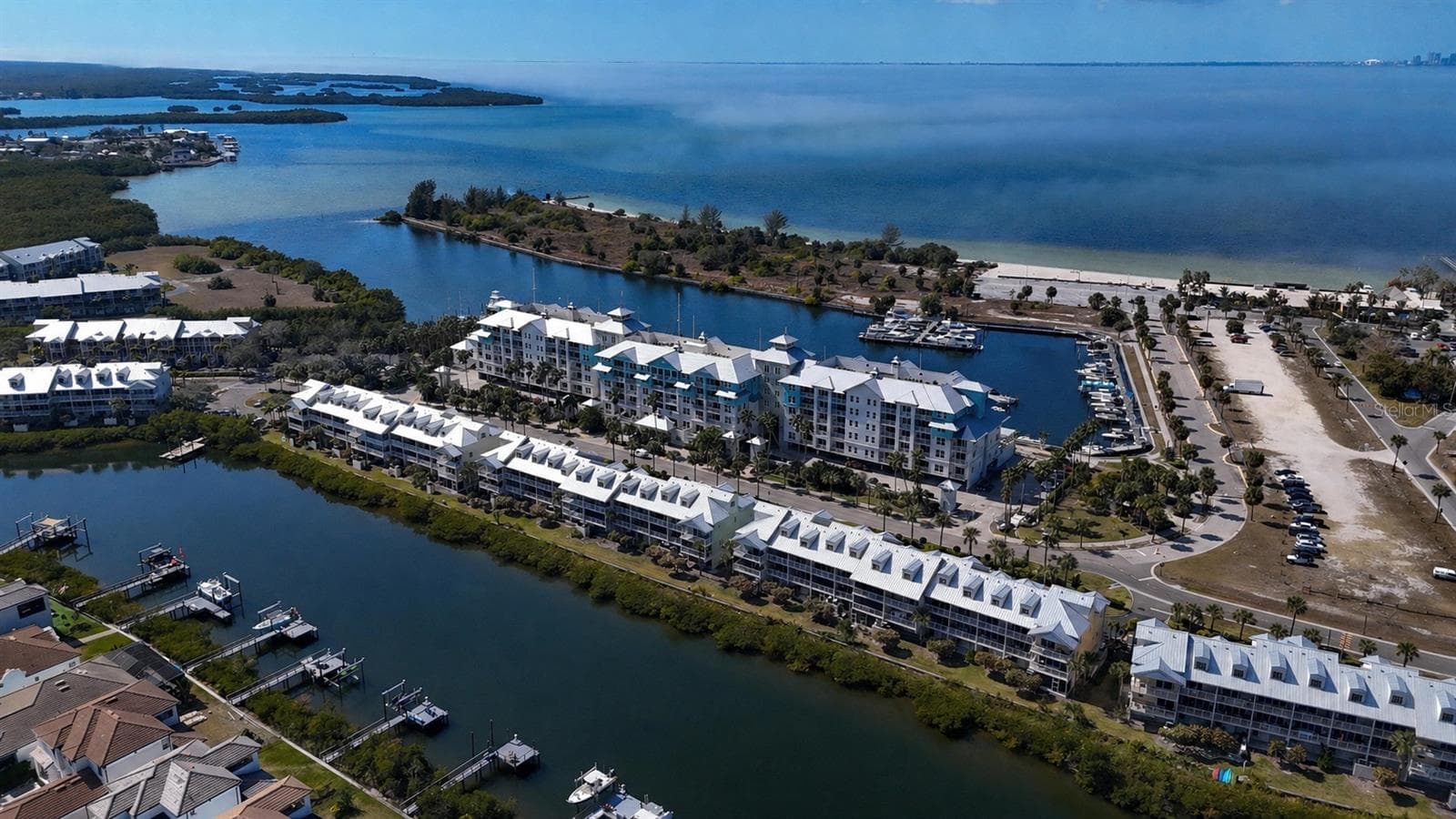 547 BAHIA BEACH BLVD