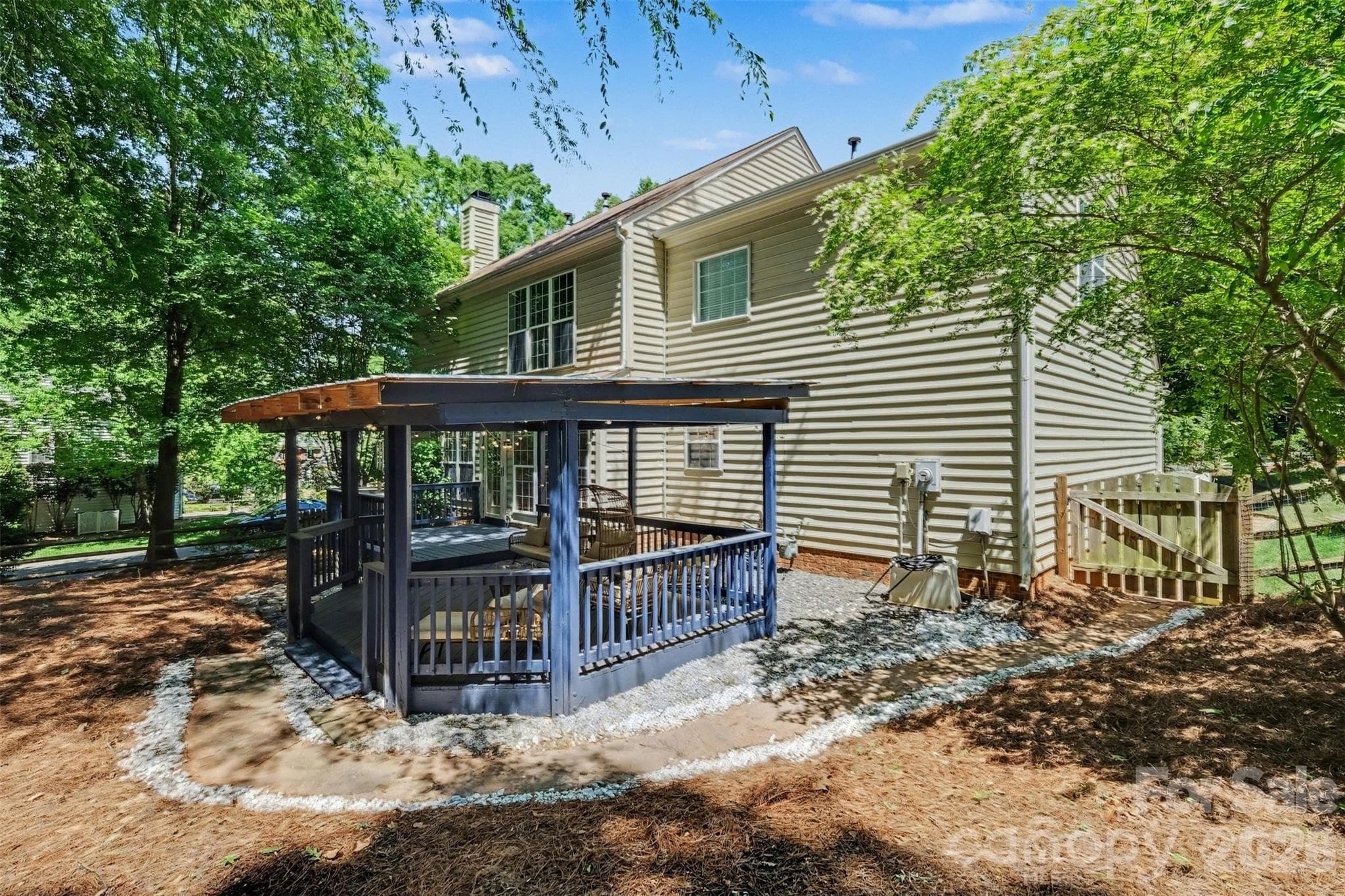 Single Family Residence at 15817 Prestwoods Lane, Huntersville, photo 37 of 41