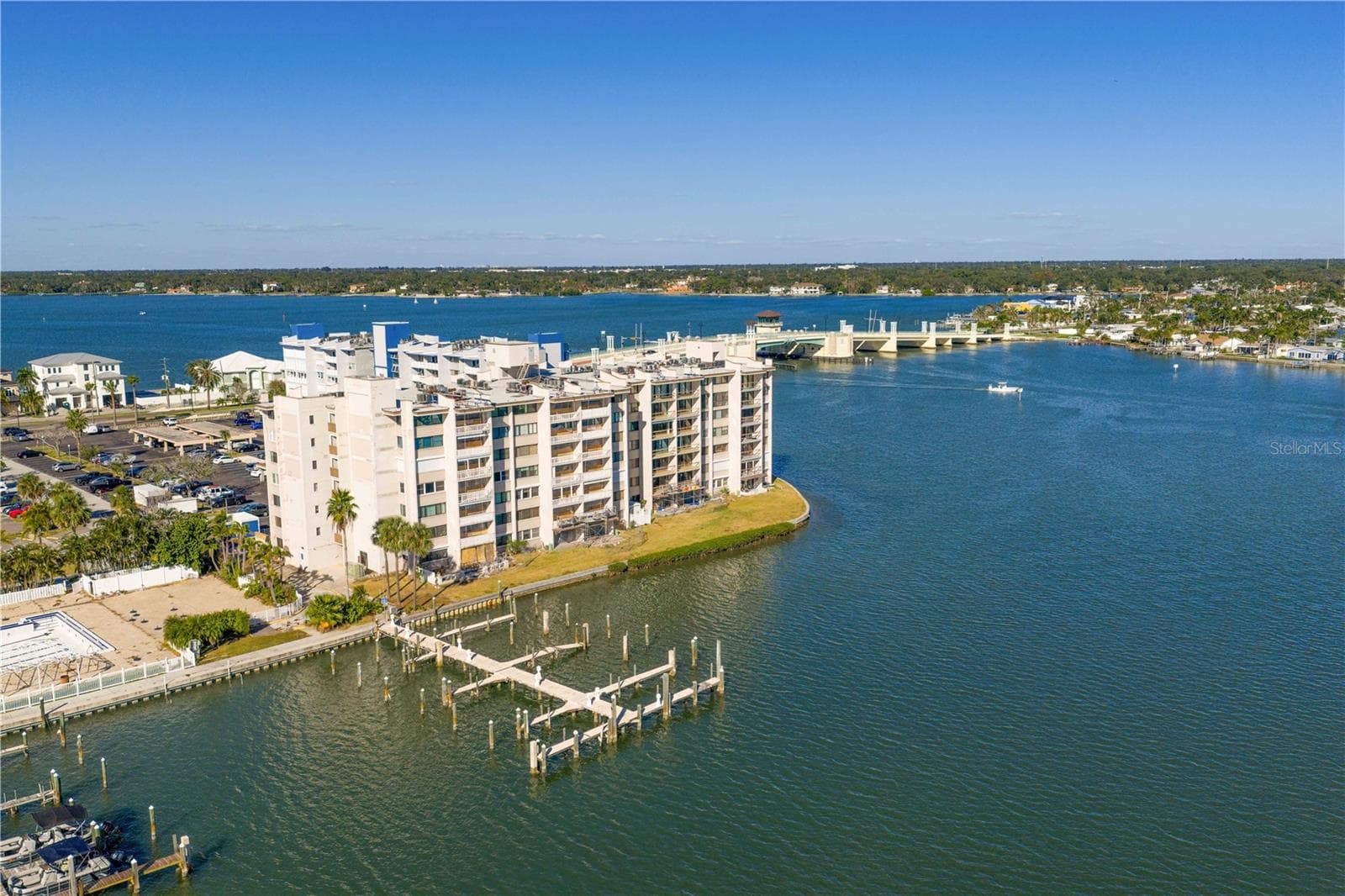 Condominium at 450 TREASURE ISLAND CSWY #104, TREASURE ISLAND, photo 35 of 36