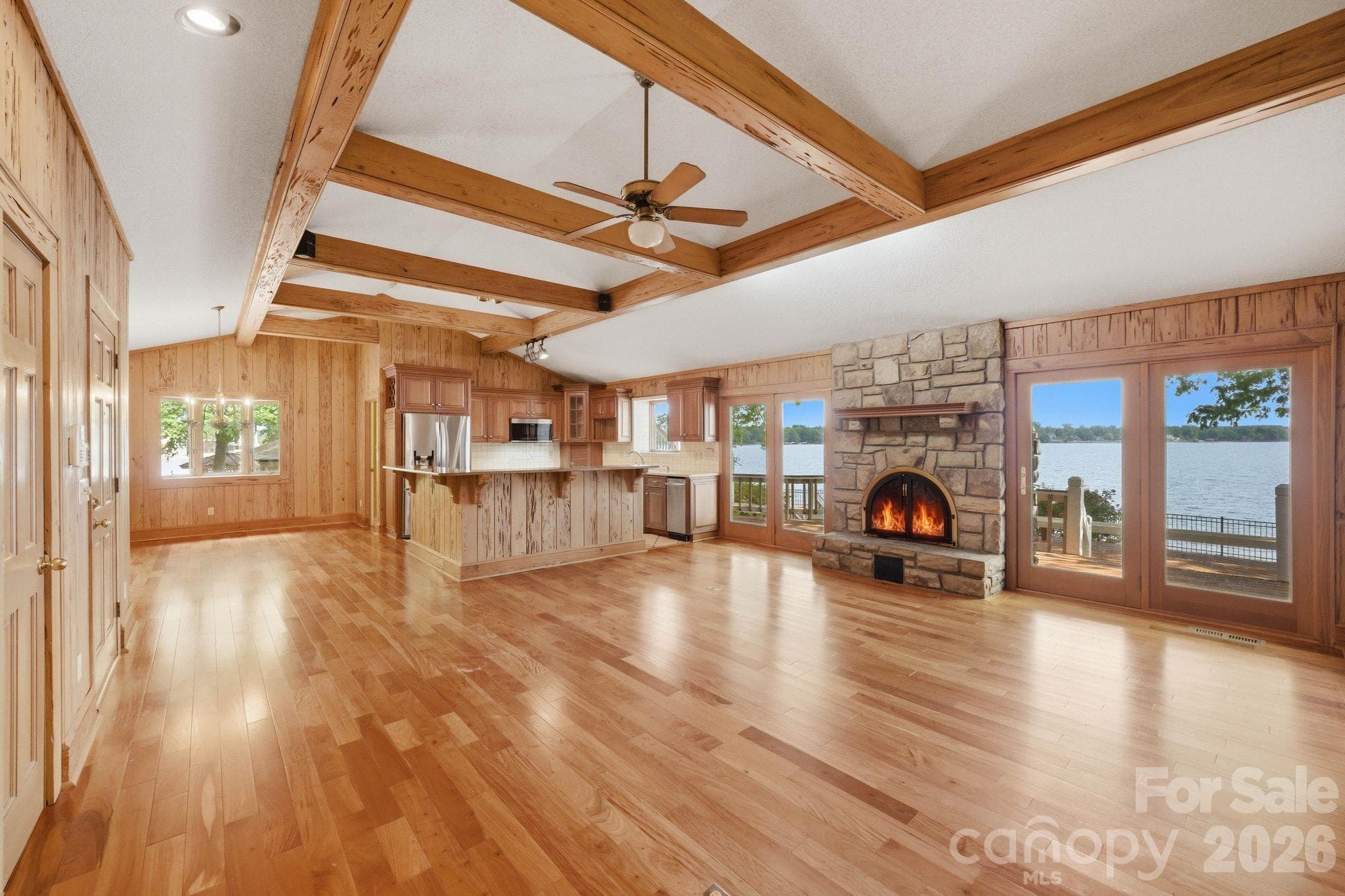 Great room with wormwood walls - 3725 Kingfisher Lane, Terrell