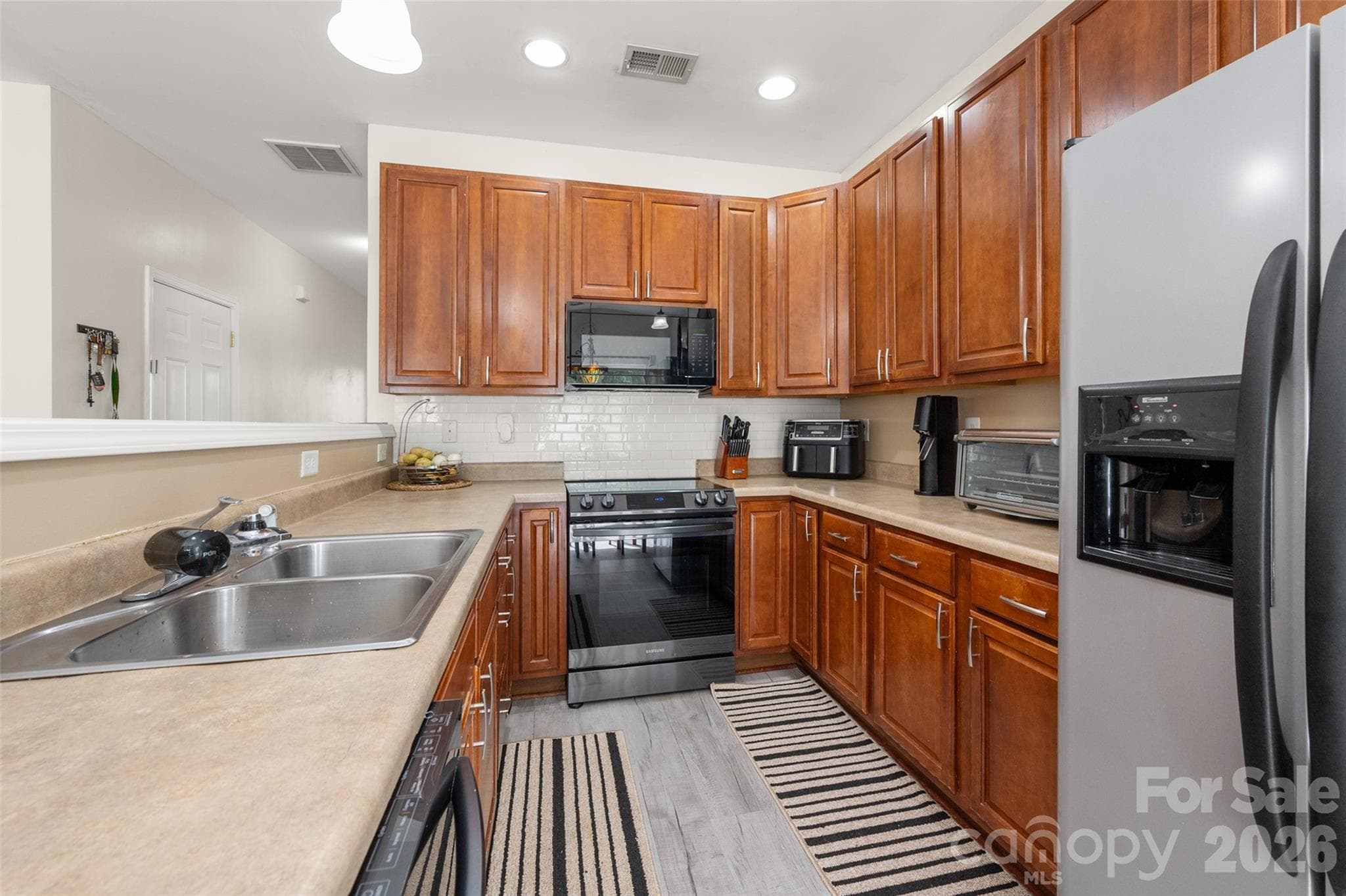 Townhouse at 228 Tail Race Lane, Fort Mill, photo 14 of 34