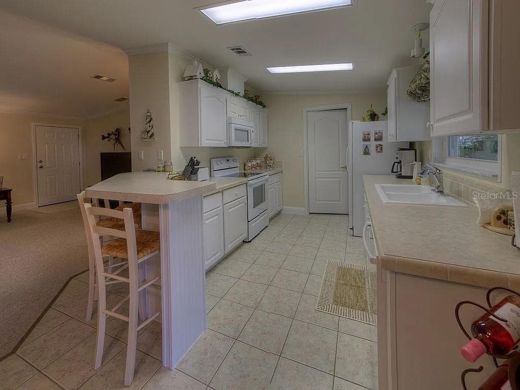 Manufactured Home at 2086 STARBOARD DRIVE, GENEVA, photo 13 of 40