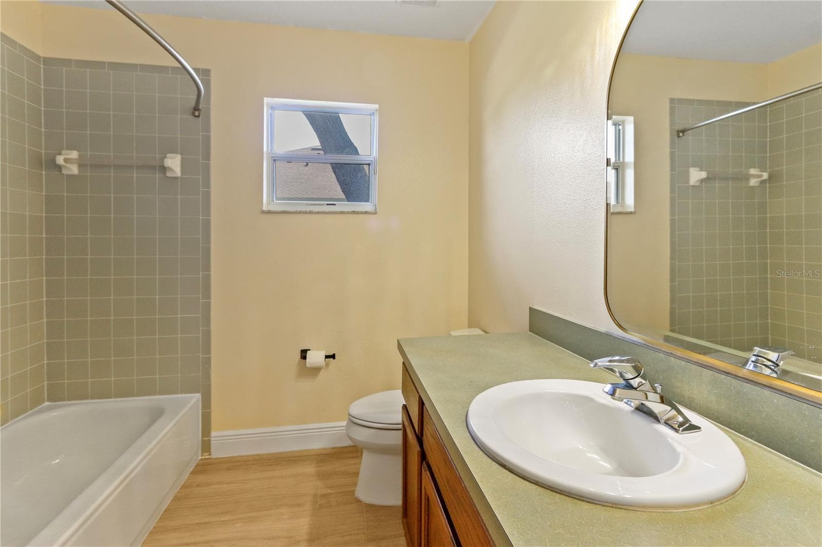 Second bath - 10814 VINEYARD CT, CLERMONT