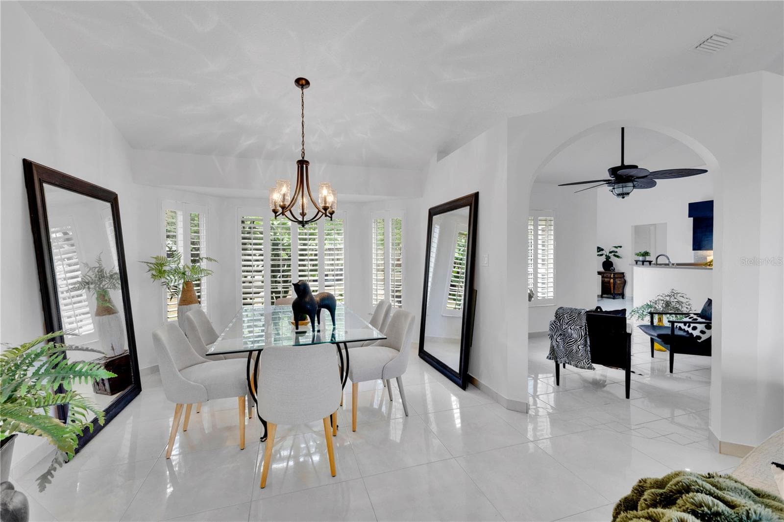 Single Family Residence at 2208 ARCHER BLVD, ORLANDO, photo 7 of 39
