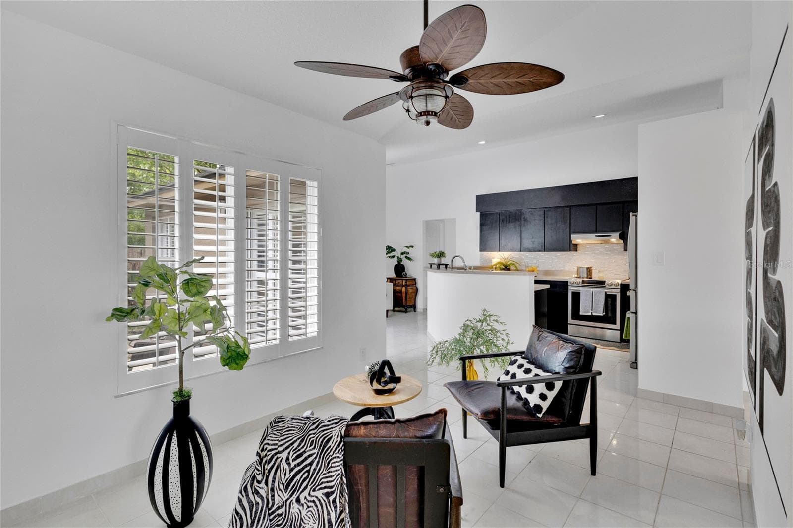 Single Family Residence at 2208 ARCHER BLVD, ORLANDO, photo 9 of 39
