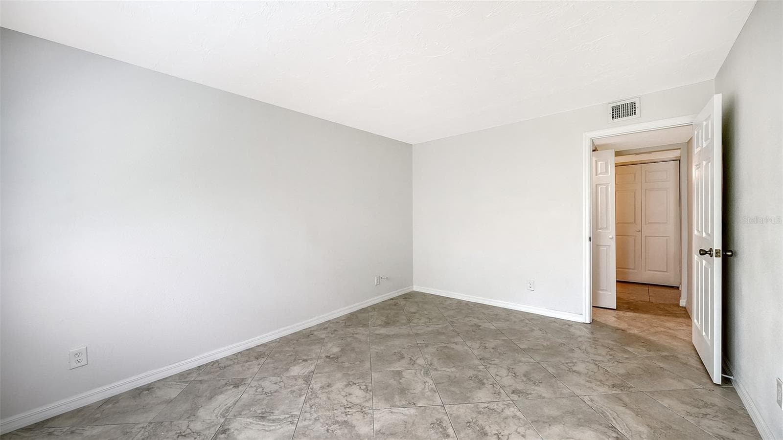 Condominium at 1720 GLENHOUSE DR #326, SARASOTA, photo 20 of 57