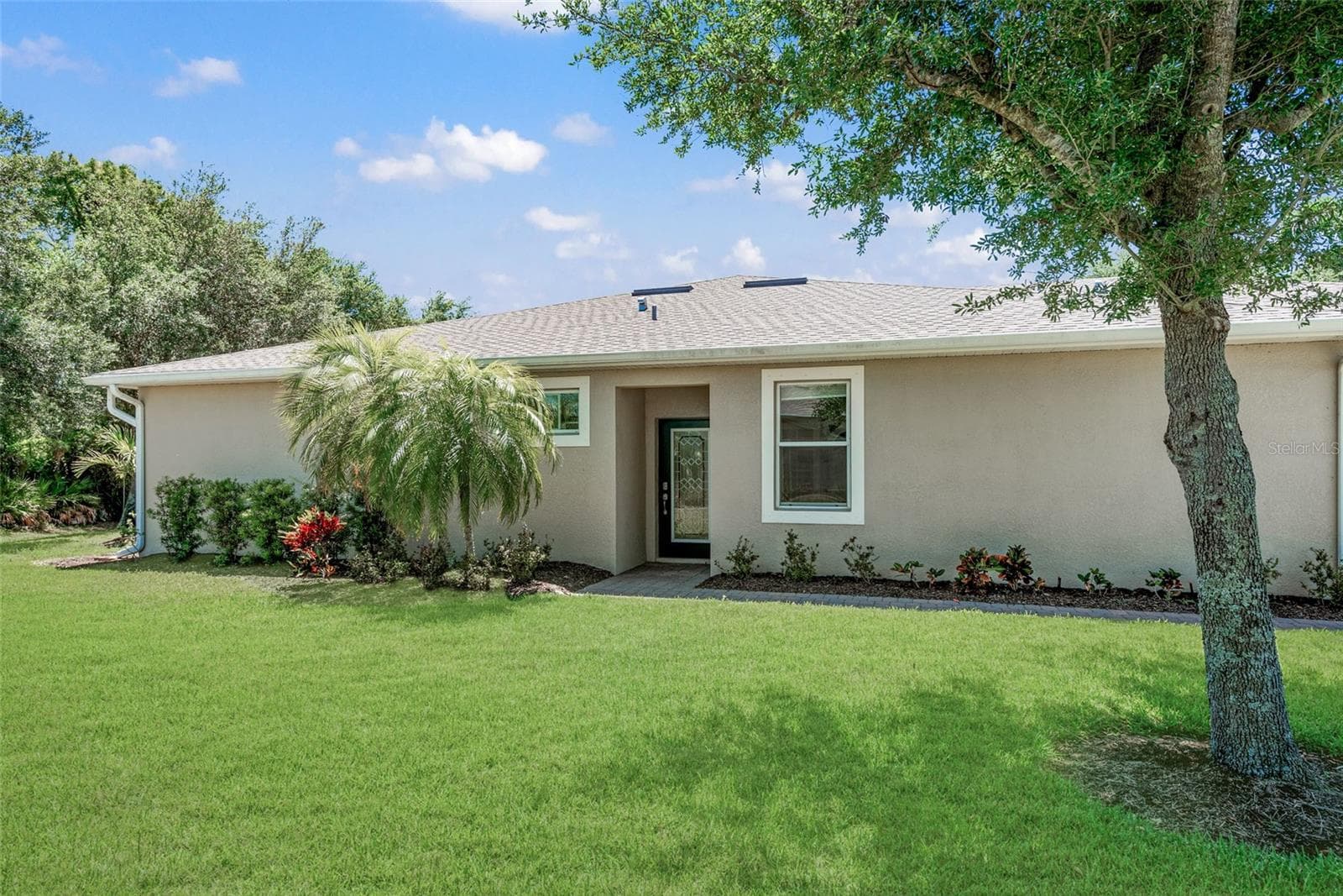 Villa at 29696 ONTARIO CT, ENGLEWOOD, photo 6 of 58
