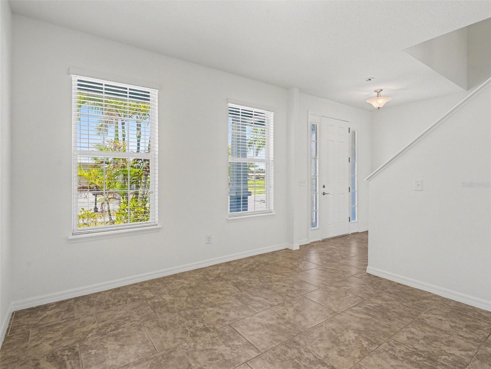 Single Family Residence at 6417 KEY ISLAND AVE, APOLLO BEACH, photo 5 of 34