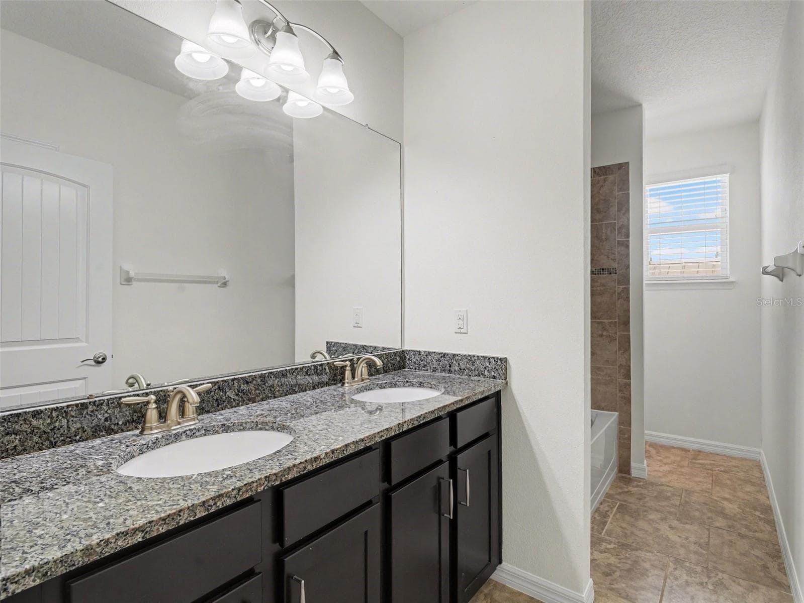 Single Family Residence at 6417 KEY ISLAND AVE, APOLLO BEACH, photo 24 of 34