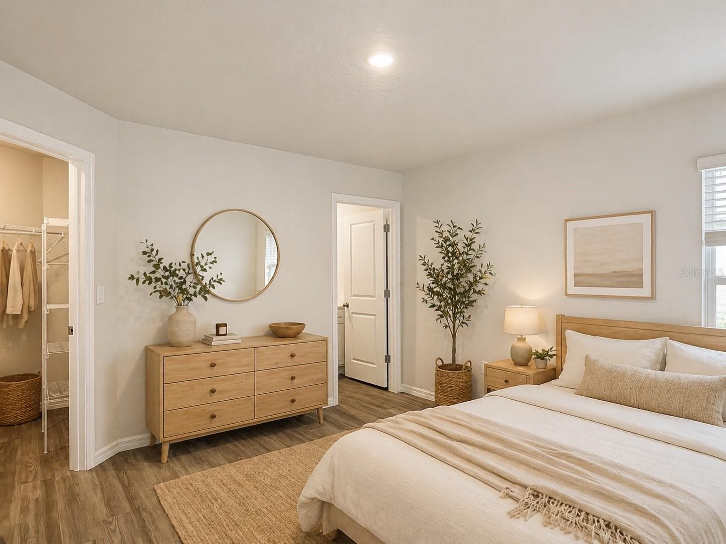 Primary Bedroom - 111 E HARVARD ST, INVERNESS