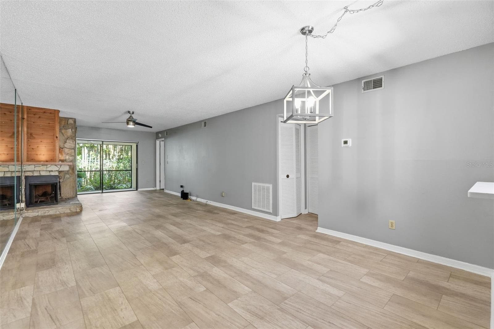 Condominium at 3163 LANDMARK DR #615, CLEARWATER, photo 4 of 29
