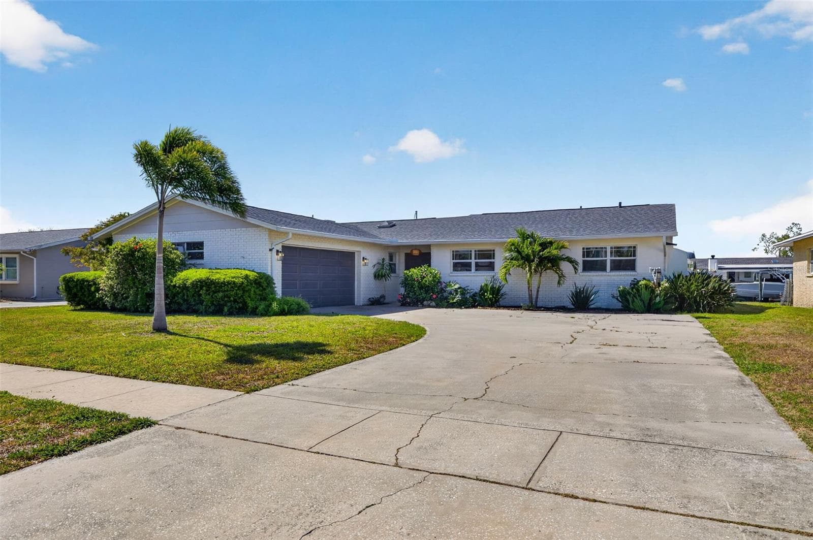 Single Family Residence at 8450 FLAGSTONE DR, TAMPA, photo 43 of 47