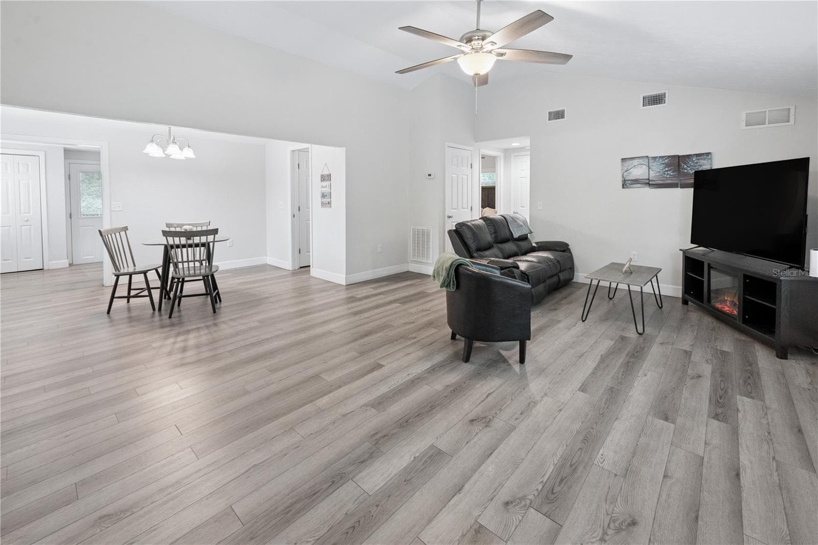 Single Family Residence at 16619 NW STATE ROAD 45, HIGH SPRINGS, photo 5 of 44