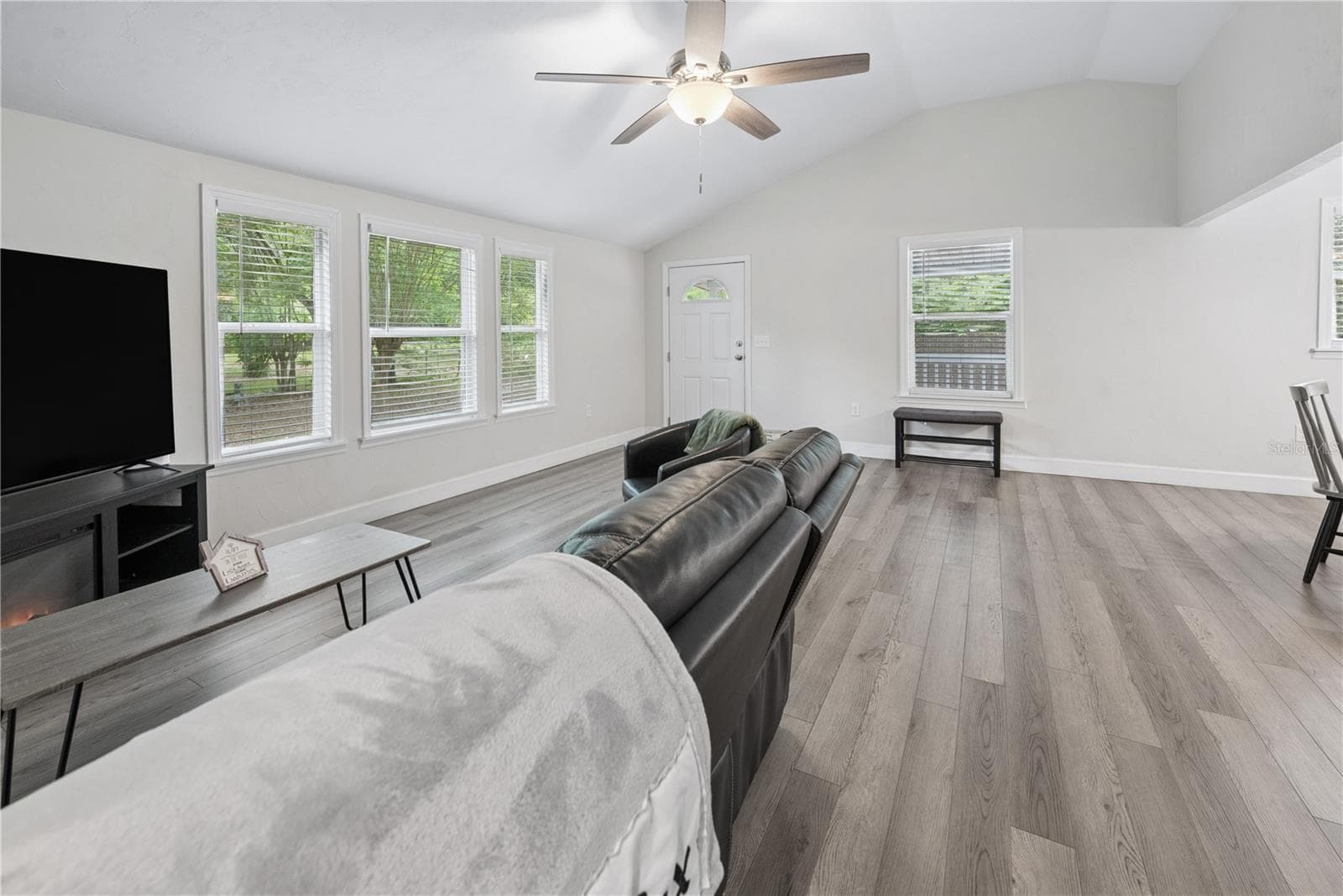 Single Family Residence at 16619 NW STATE ROAD 45, HIGH SPRINGS, photo 12 of 44