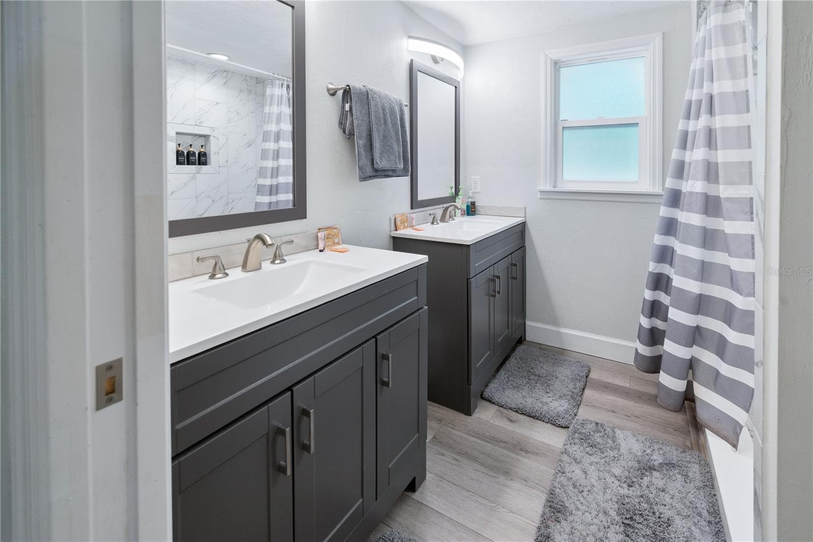 Master bathroom - 16619 NW STATE ROAD 45, HIGH SPRINGS