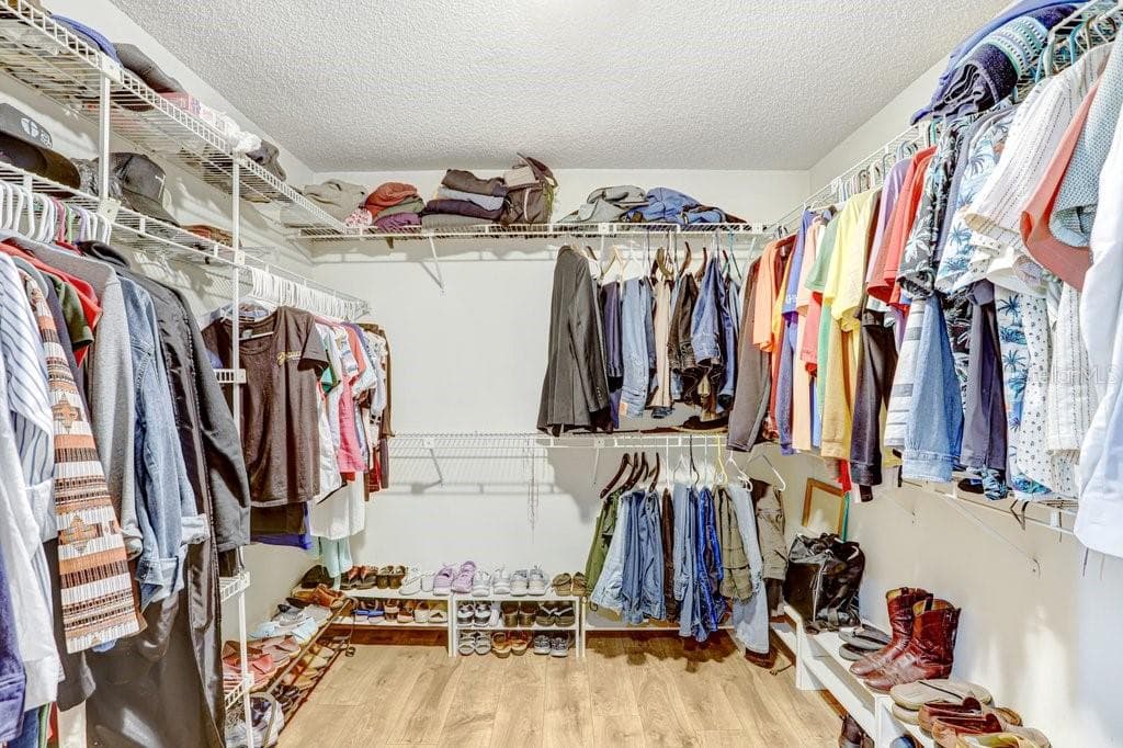 Large Walk in (1 of 2 closets in Primary) - 507 SPORTSMAN PARK DR, SEFFNER