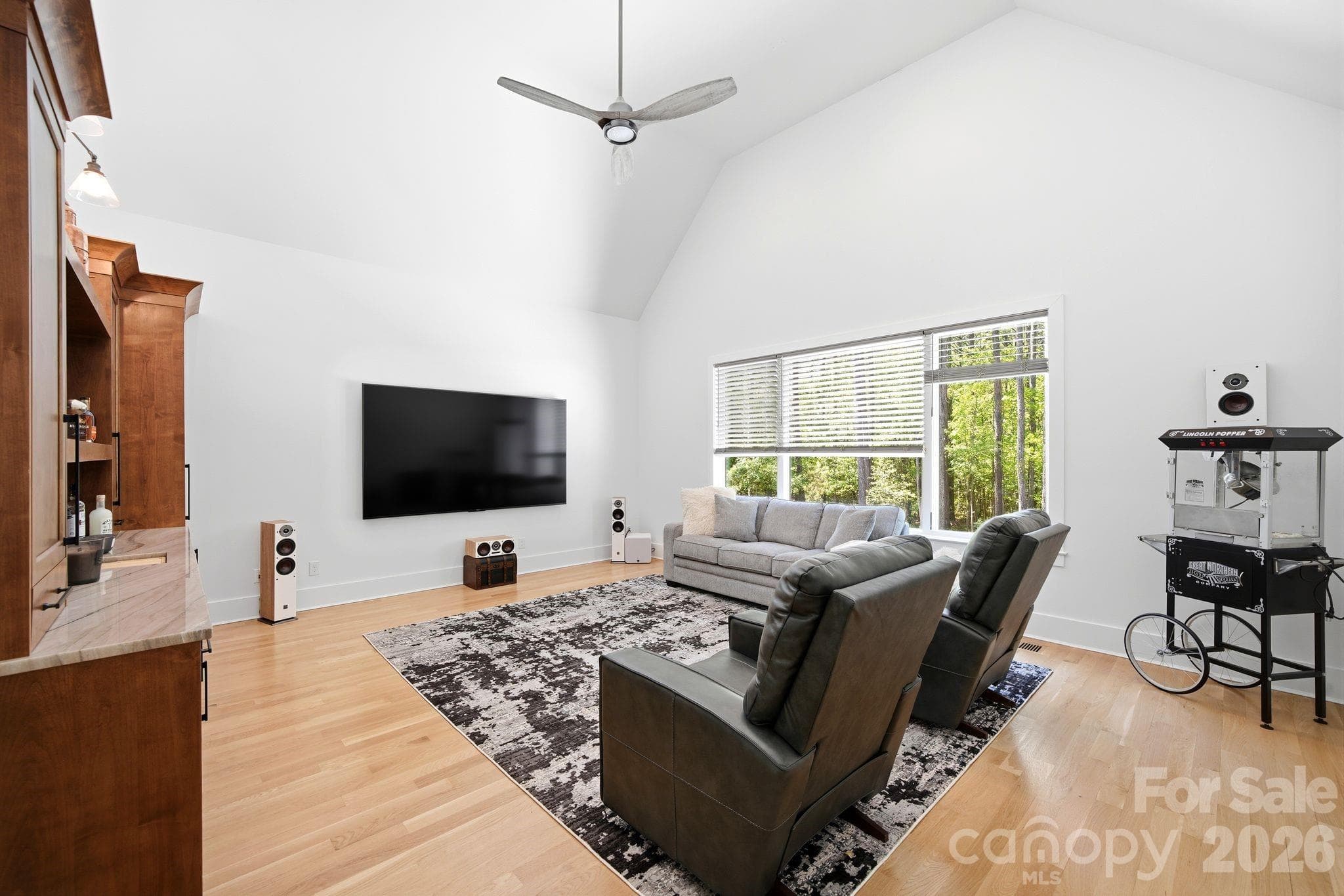 Single Family Residence at Lancaster, photo 17 of 49