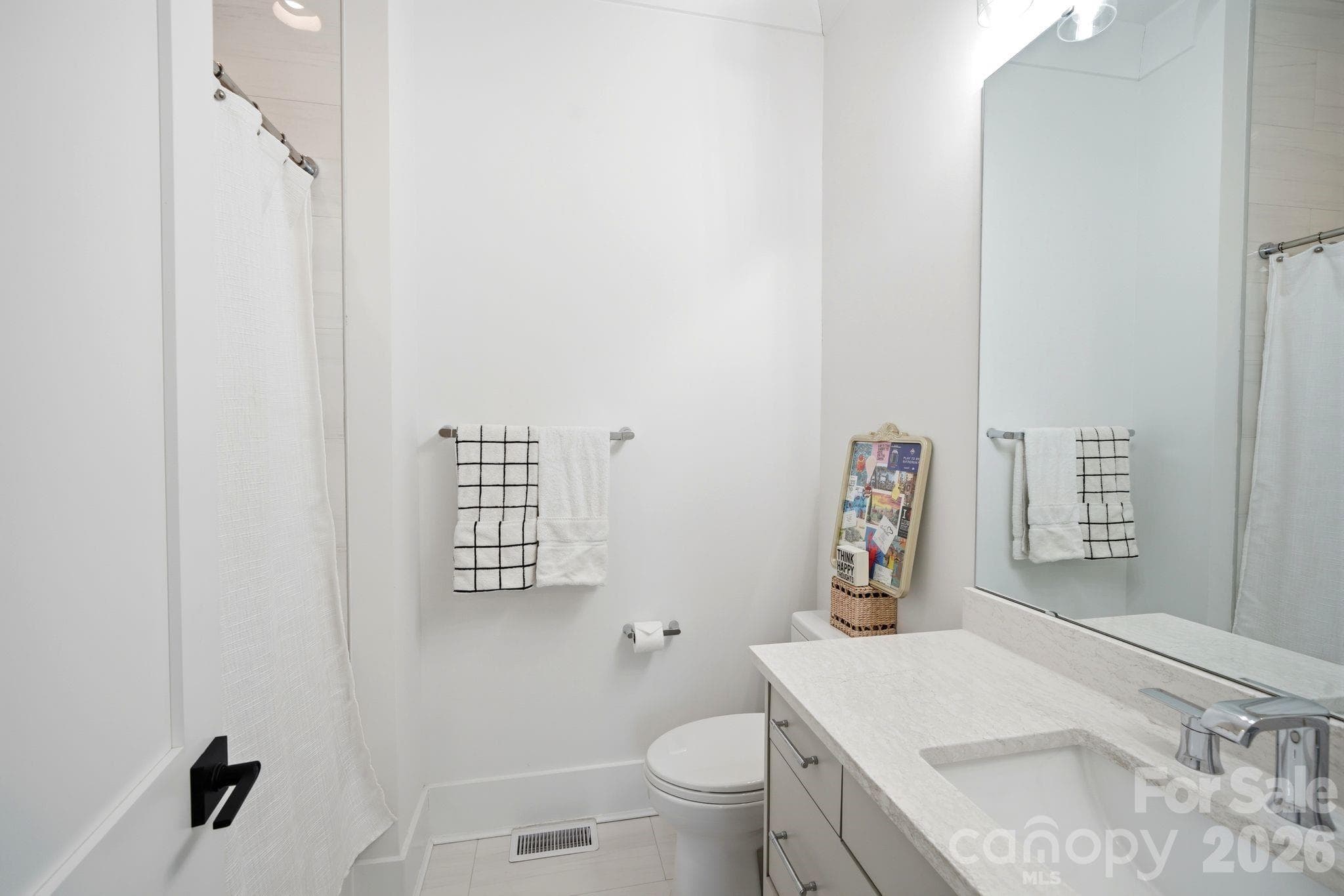 Single Family Residence at Lancaster, photo 20 of 49