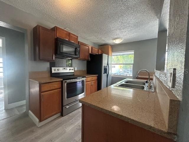 Single Family Residence at 1025 25TH ST, ORLANDO, photo 2 of 18