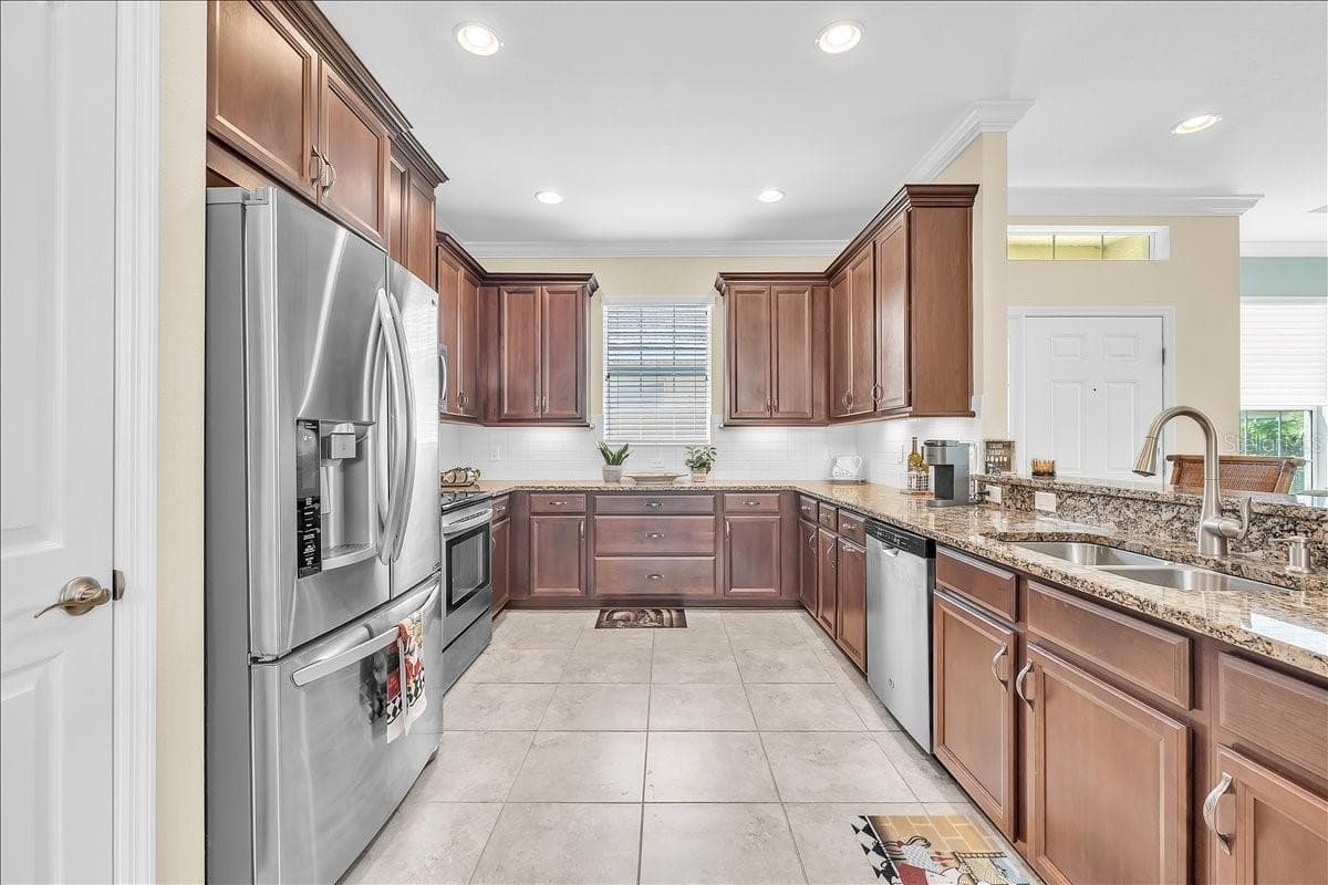 Single Family Residence at 2615 VAREO CT, CAPE CORAL, photo 11 of 48