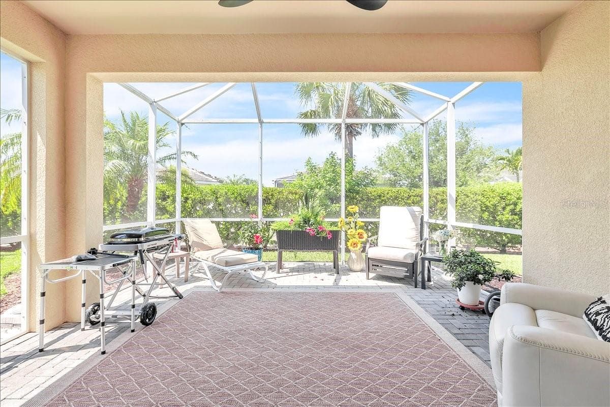 Single Family Residence at 2615 VAREO CT, CAPE CORAL, photo 29 of 48