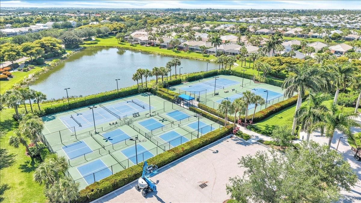 Single Family Residence at 2615 VAREO CT, CAPE CORAL, photo 41 of 48