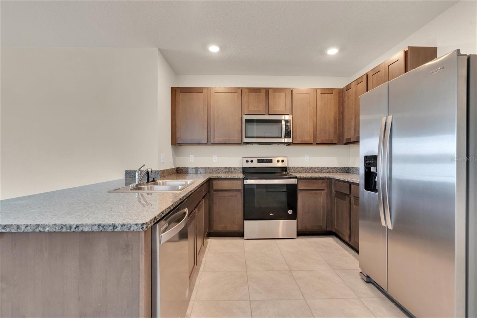 Single Family Residence at 17070 OVAL RUM DR, WIMAUMA, photo 14 of 43