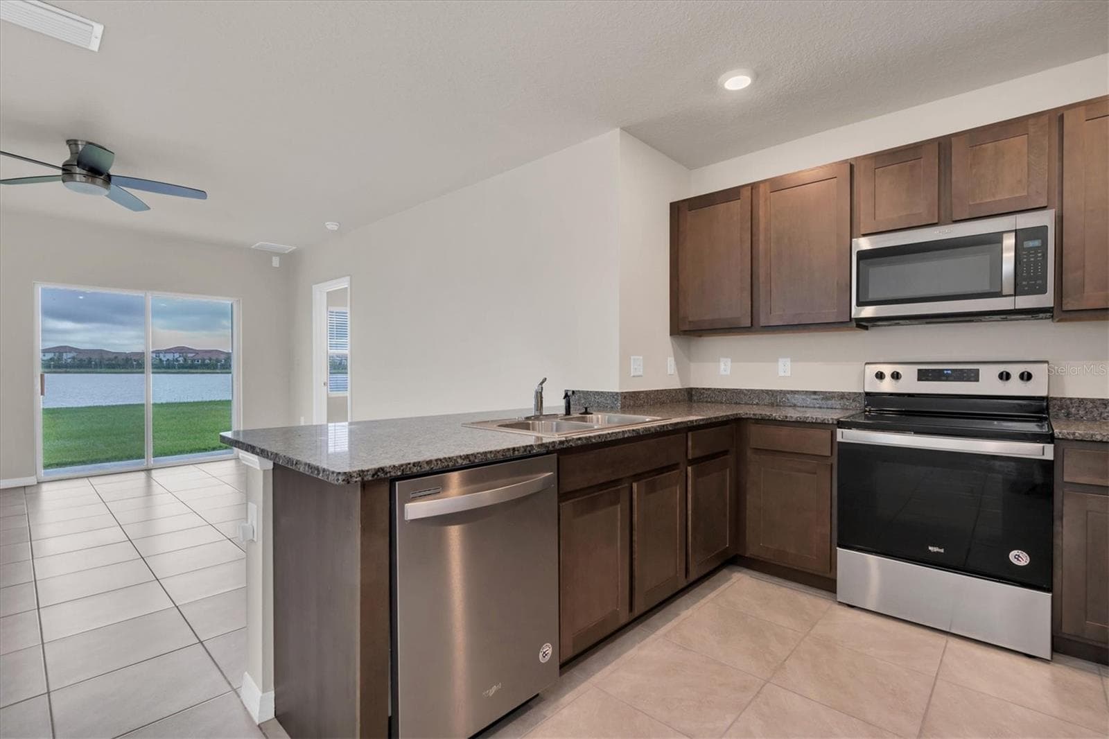 Single Family Residence at 17070 OVAL RUM DR, WIMAUMA, photo 15 of 43