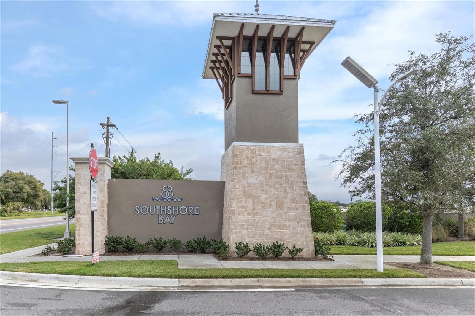 Single Family Residence at 17070 OVAL RUM DR, WIMAUMA, photo 33 of 43
