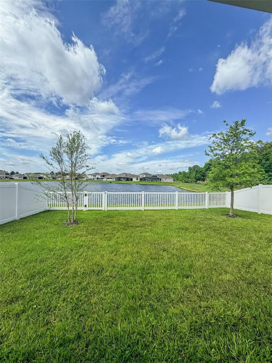 Pond Views - 639 TERRAPIN DR, DEBARY