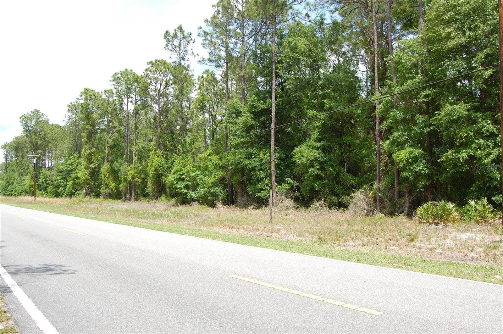 859 W RIVER RD