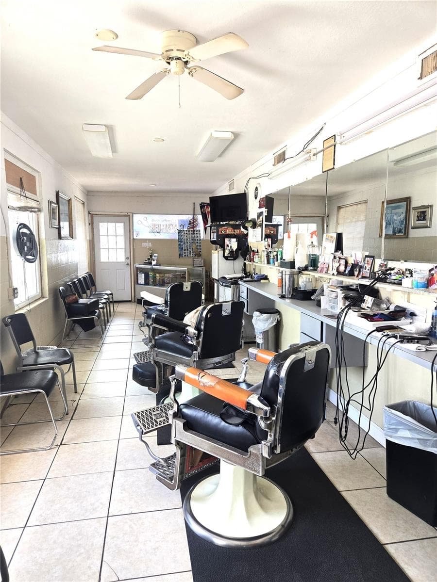 Mixed Use at 620 S COLLINS ST, PLANT CITY, photo 8 of 22
