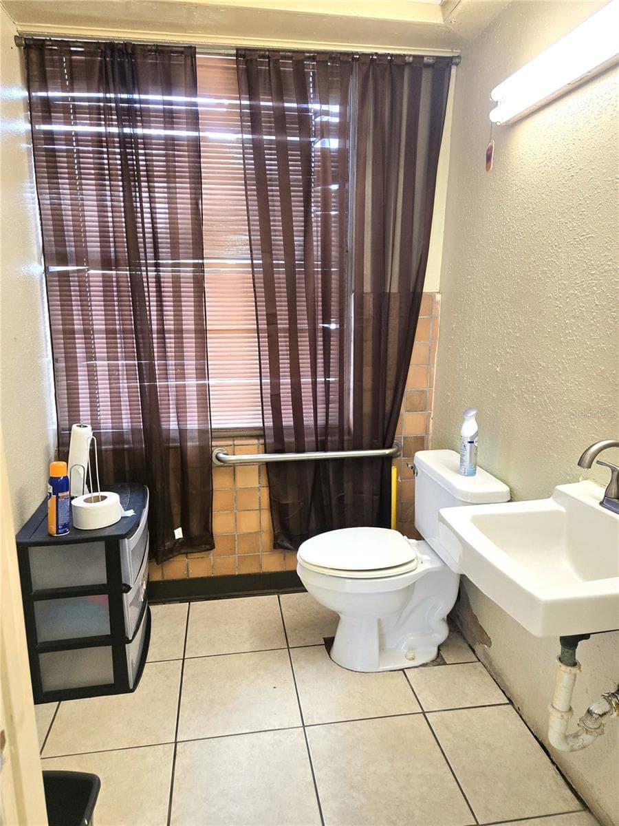 Mixed Use at 620 S COLLINS ST, PLANT CITY, photo 10 of 22