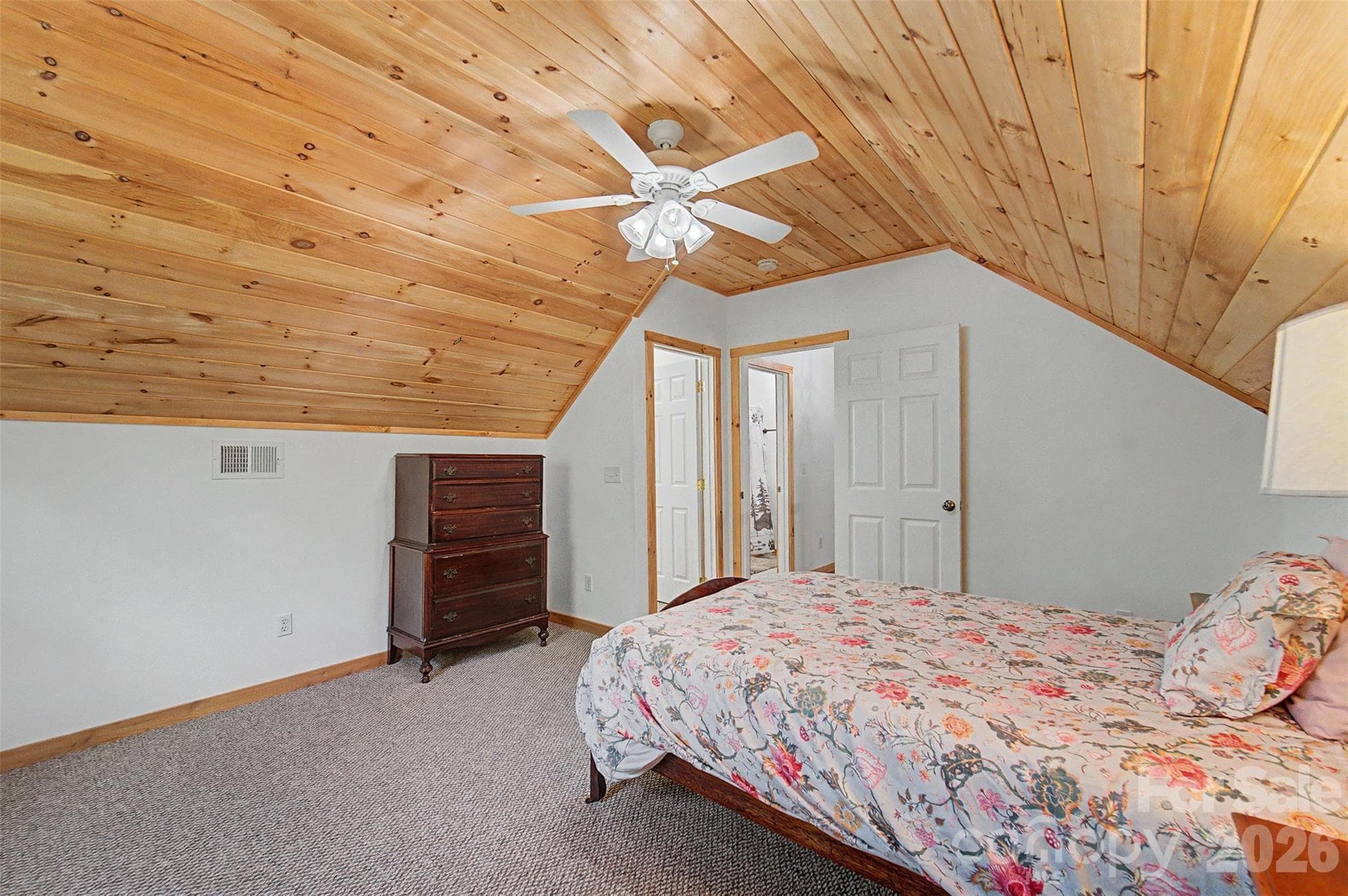Single Family Residence at 138 Hubbell Lane, Robbinsville, photo 39 of 49