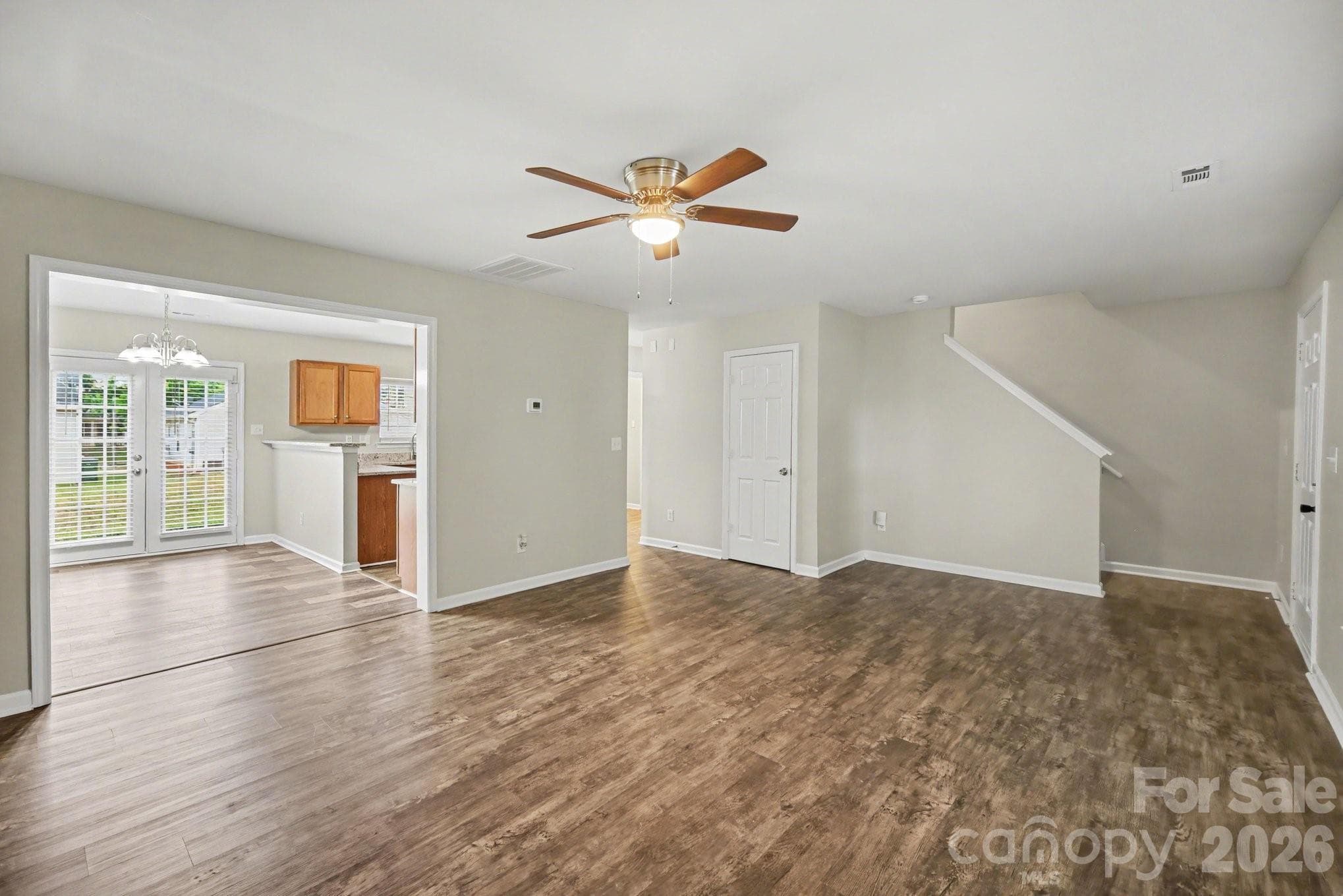 Single Family Residence at 7916 Mcgarry Trail, Charlotte, photo 6 of 27