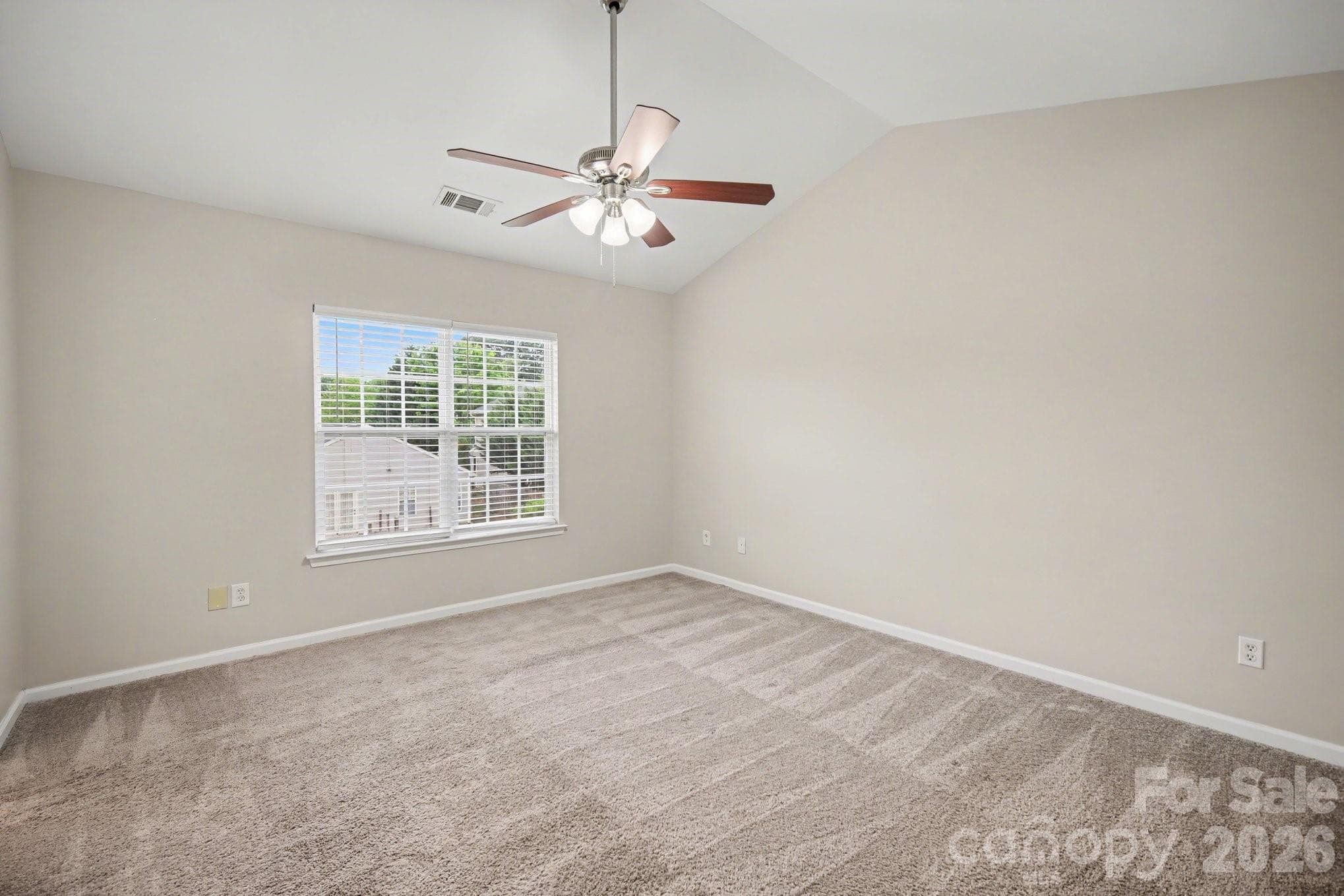 Single Family Residence at 7916 Mcgarry Trail, Charlotte, photo 15 of 27