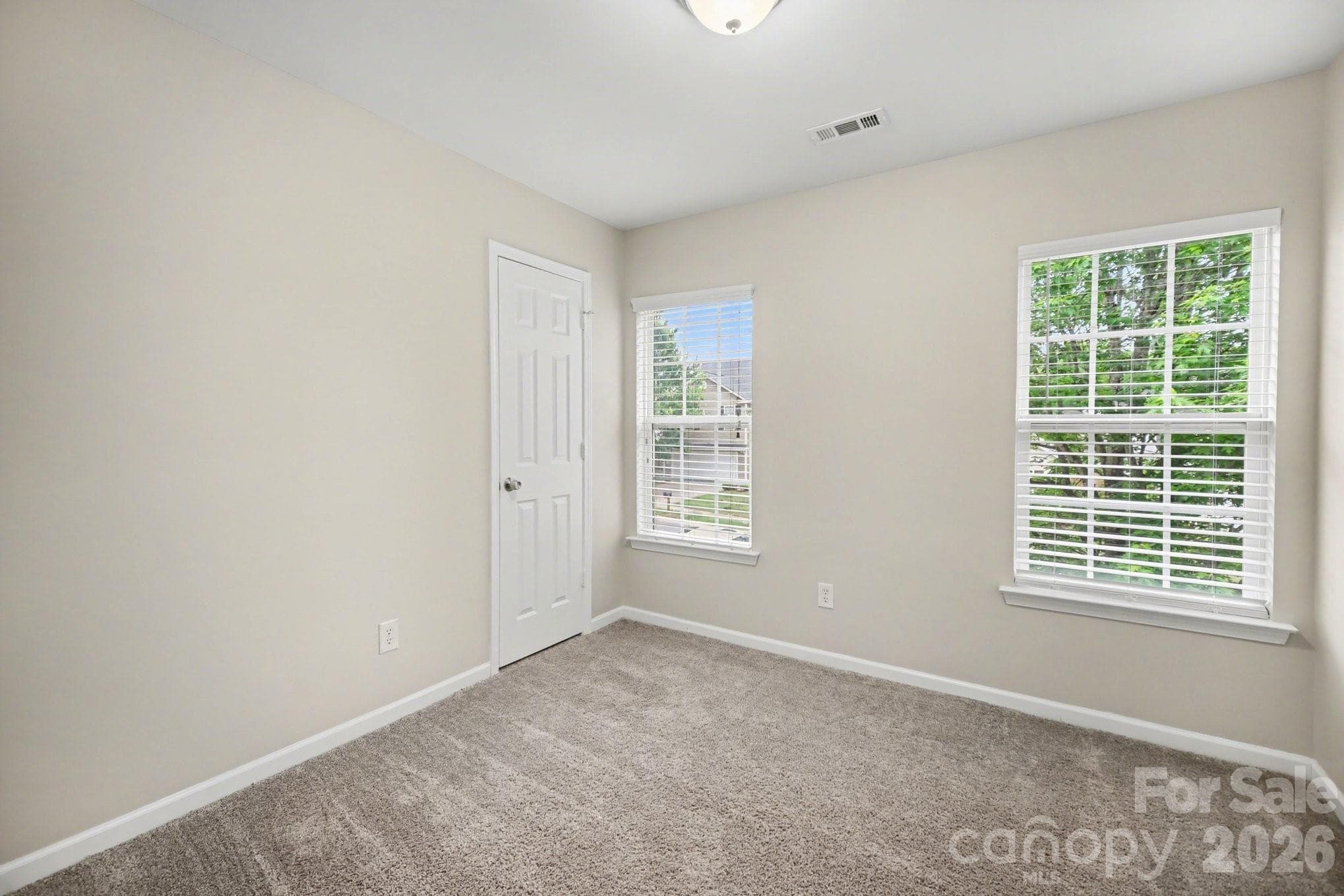 Single Family Residence at 7916 Mcgarry Trail, Charlotte, photo 18 of 27