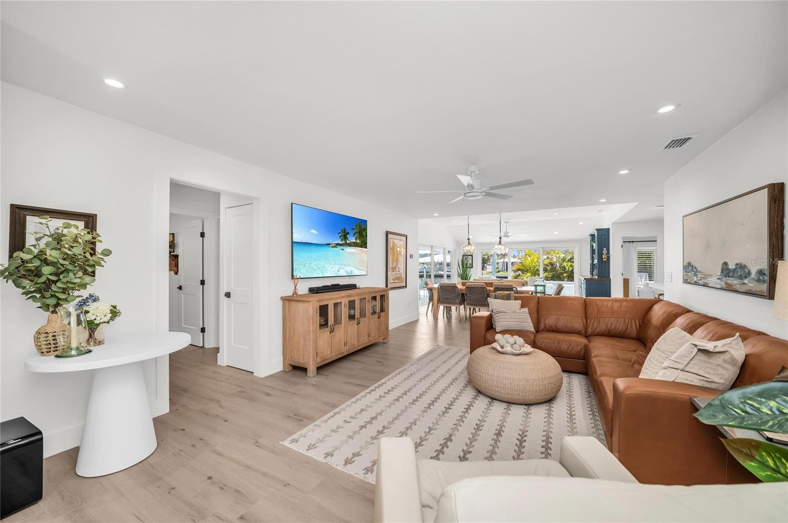 Single Family Residence at 501 68TH ST, HOLMES BEACH, photo 11 of 63