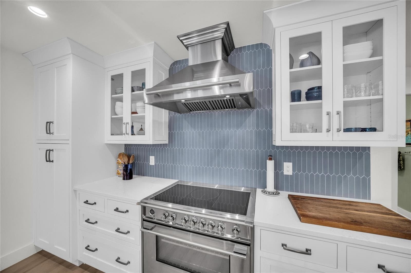 Single Family Residence at 501 68TH ST, HOLMES BEACH, photo 17 of 63
