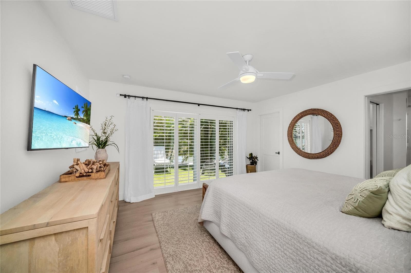 Primary Suite - 501 68TH ST, HOLMES BEACH