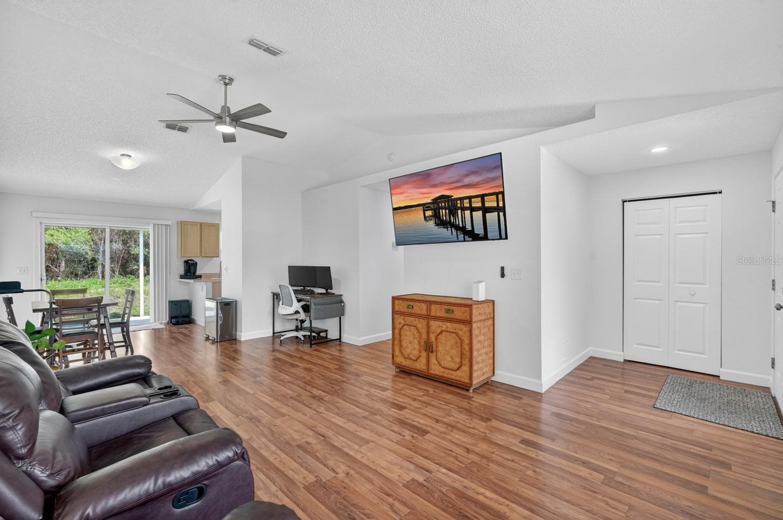 Single Family Residence at 228 RIVER ISLAND CIR, ST AUGUSTINE, photo 10 of 53