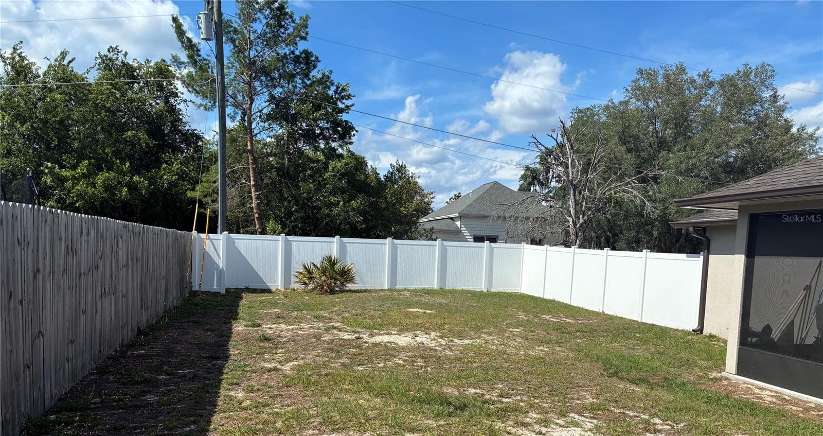 Rear Yard - 40551 E 5TH AVE, UMATILLA