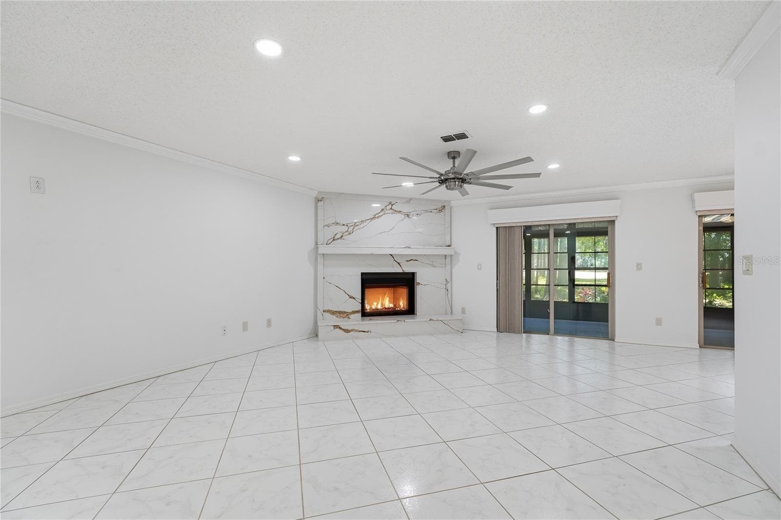 Living Room - 3071 BOLT DR, PALM HARBOR