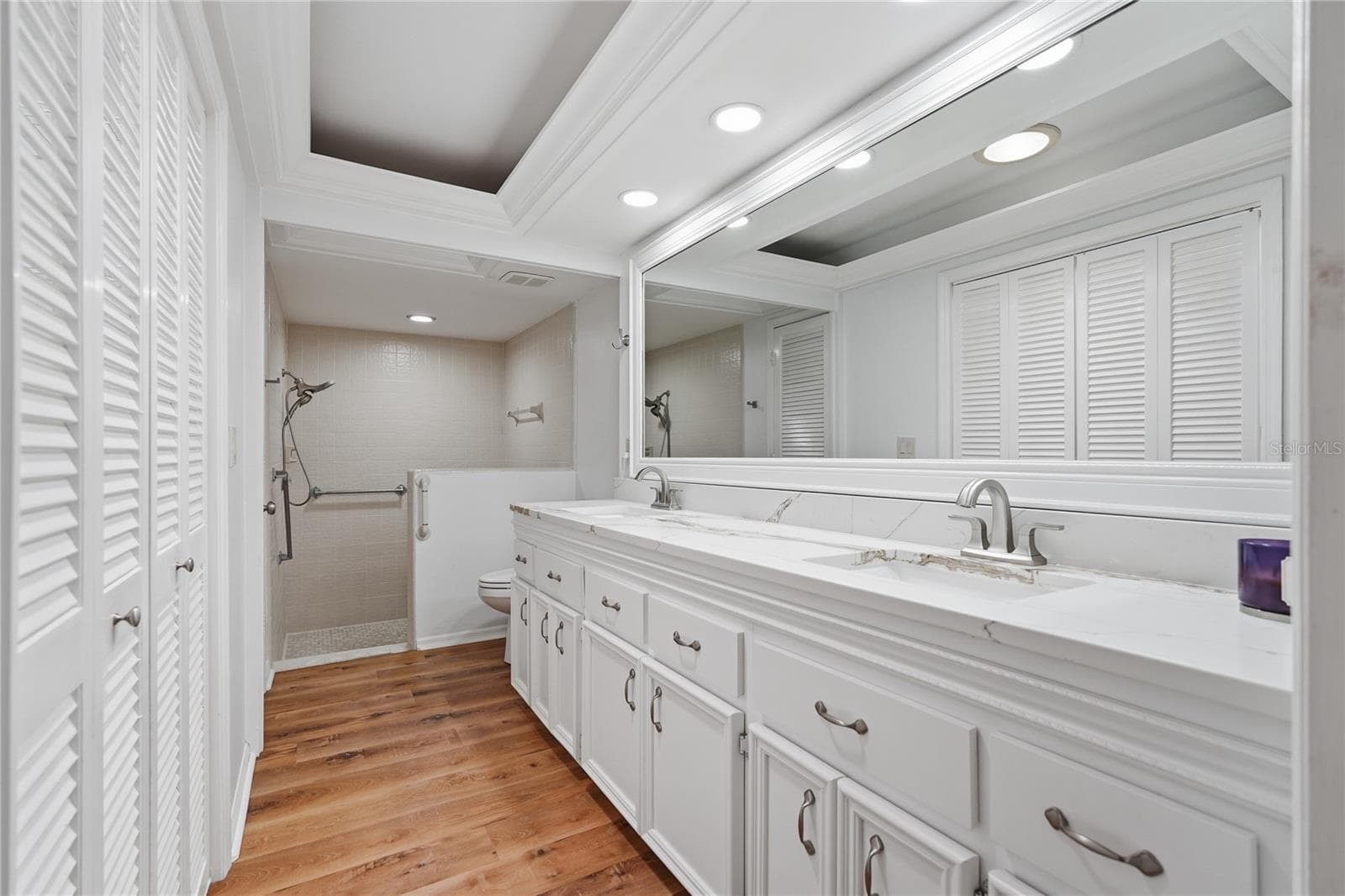 Primary Bathroom - 3071 BOLT DR, PALM HARBOR