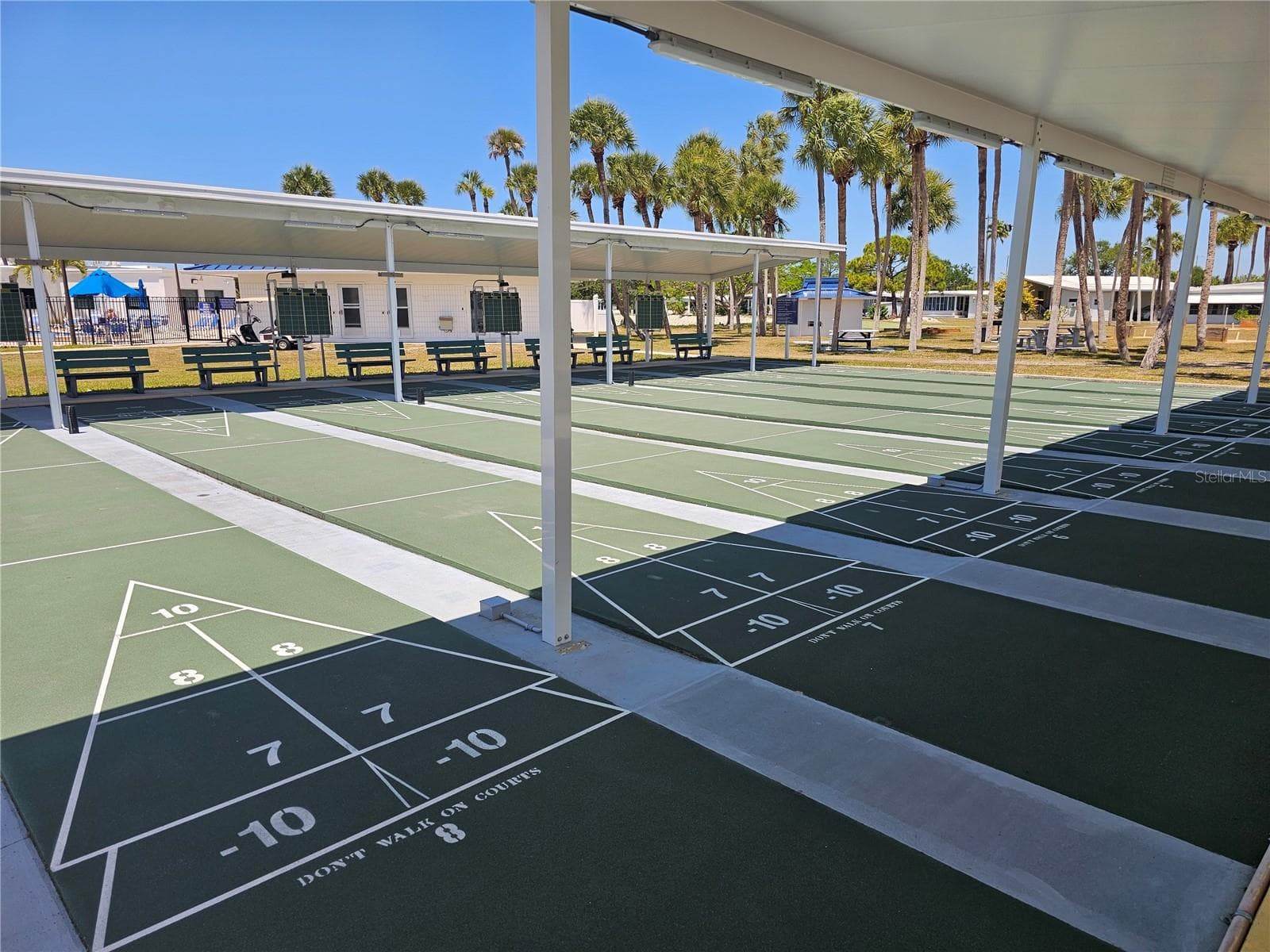 Shuffleboard - 205 VIA VENETO, VENICE