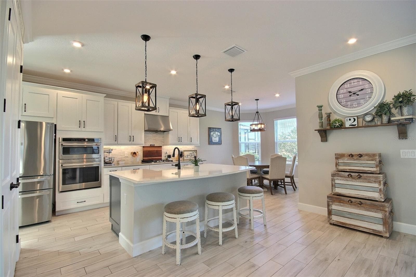 Single Family Residence at 10563 PIEDRA DR, PALMETTO, photo 7 of 71