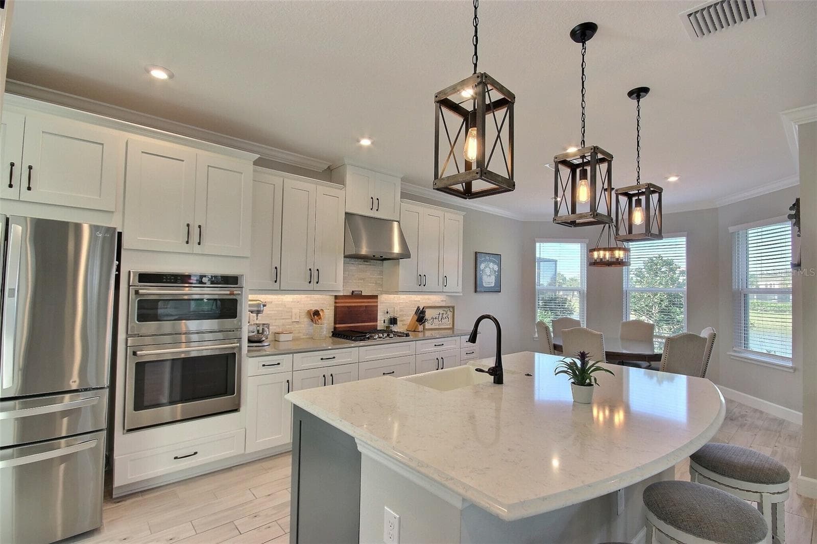 Single Family Residence at 10563 PIEDRA DR, PALMETTO, photo 3 of 71