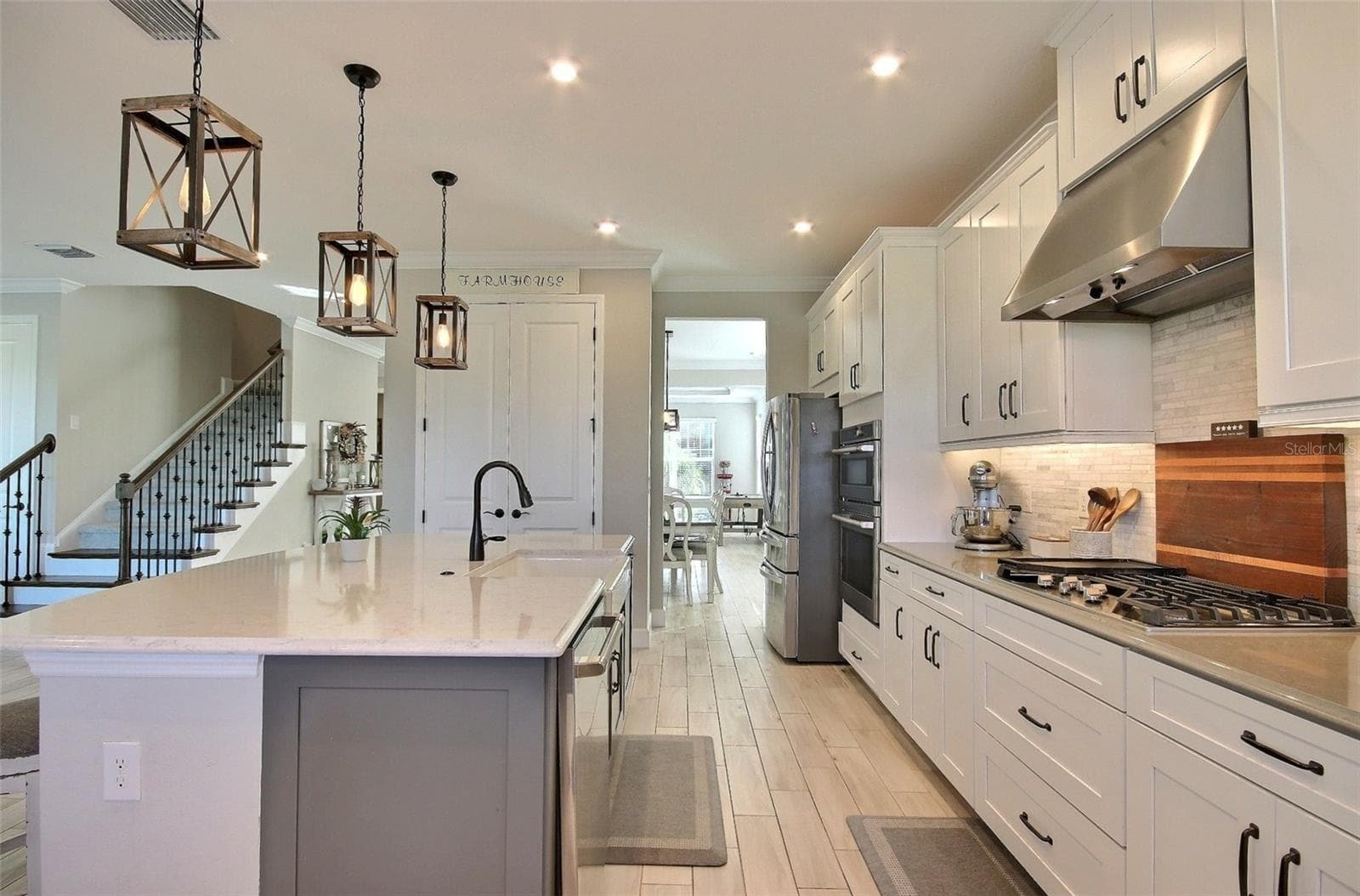 Single Family Residence at 10563 PIEDRA DR, PALMETTO, photo 10 of 71