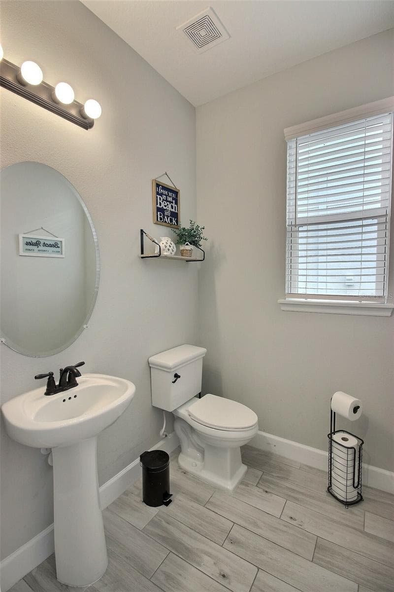 Single Family Residence at 10563 PIEDRA DR, PALMETTO, photo 18 of 71