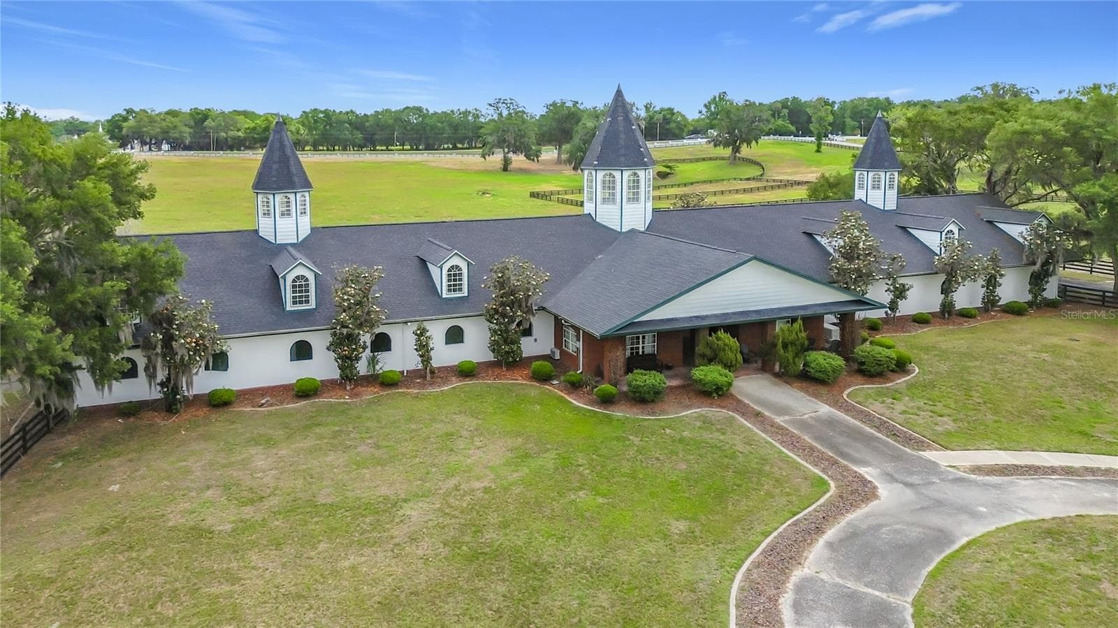 Single Family Residence at 6530 SE 156TH LOOP #3 & 4, SUMMERFIELD, photo 4 of 101